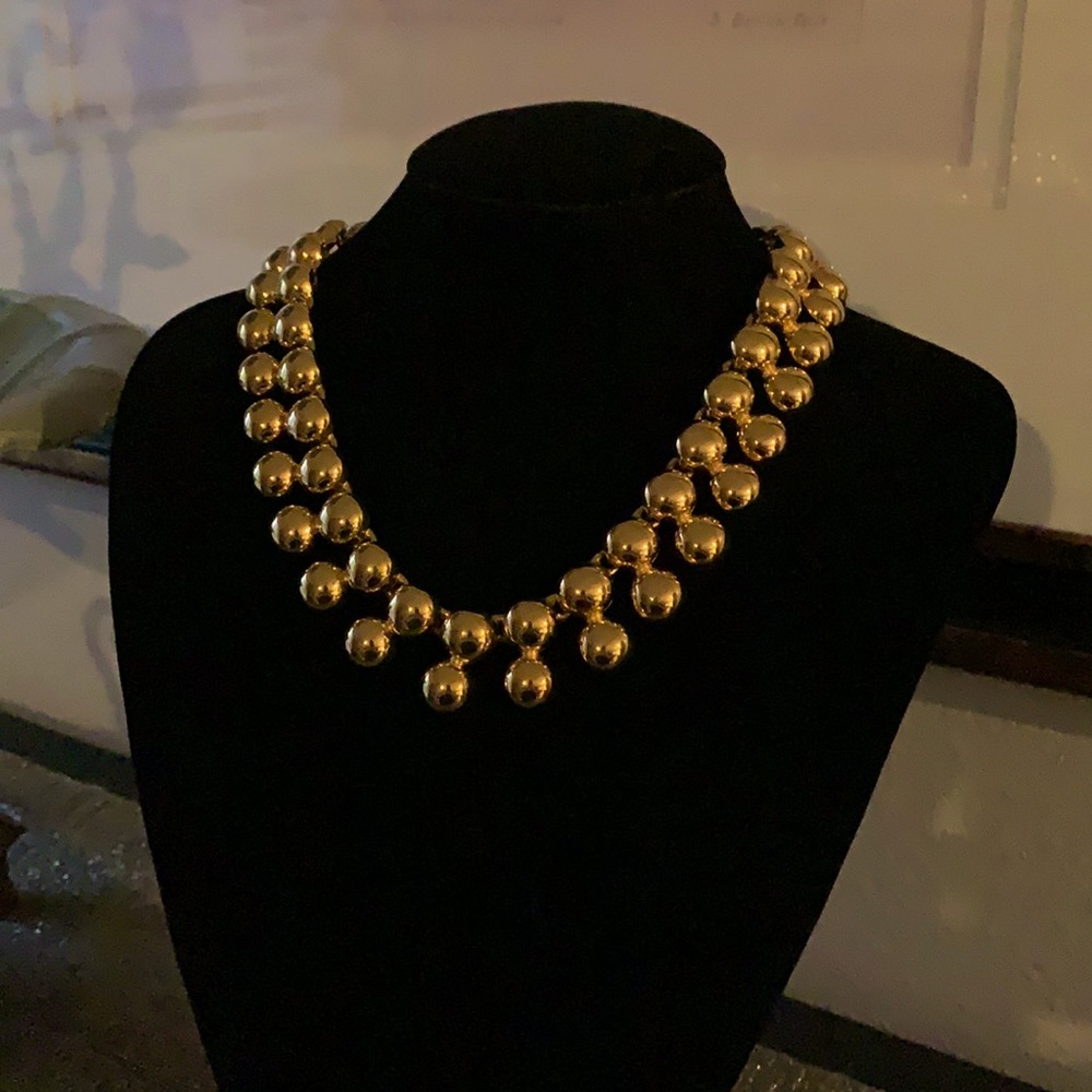 Vintage Anne Klein Status Necklace